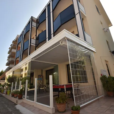 Urbinati Otel 3*
