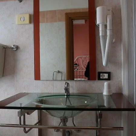 Otel Urbinati 3*