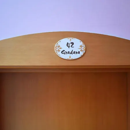 Urbinati Otel