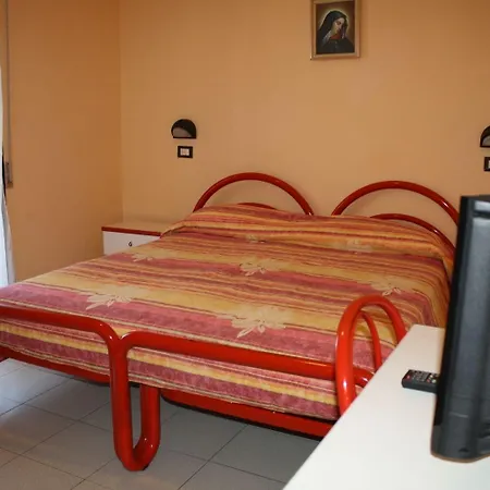 Urbinati Hotel 3*